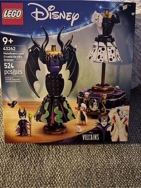 Lego Disney Villains Dresses Playset - Black, Purple, Green, White, Gold
